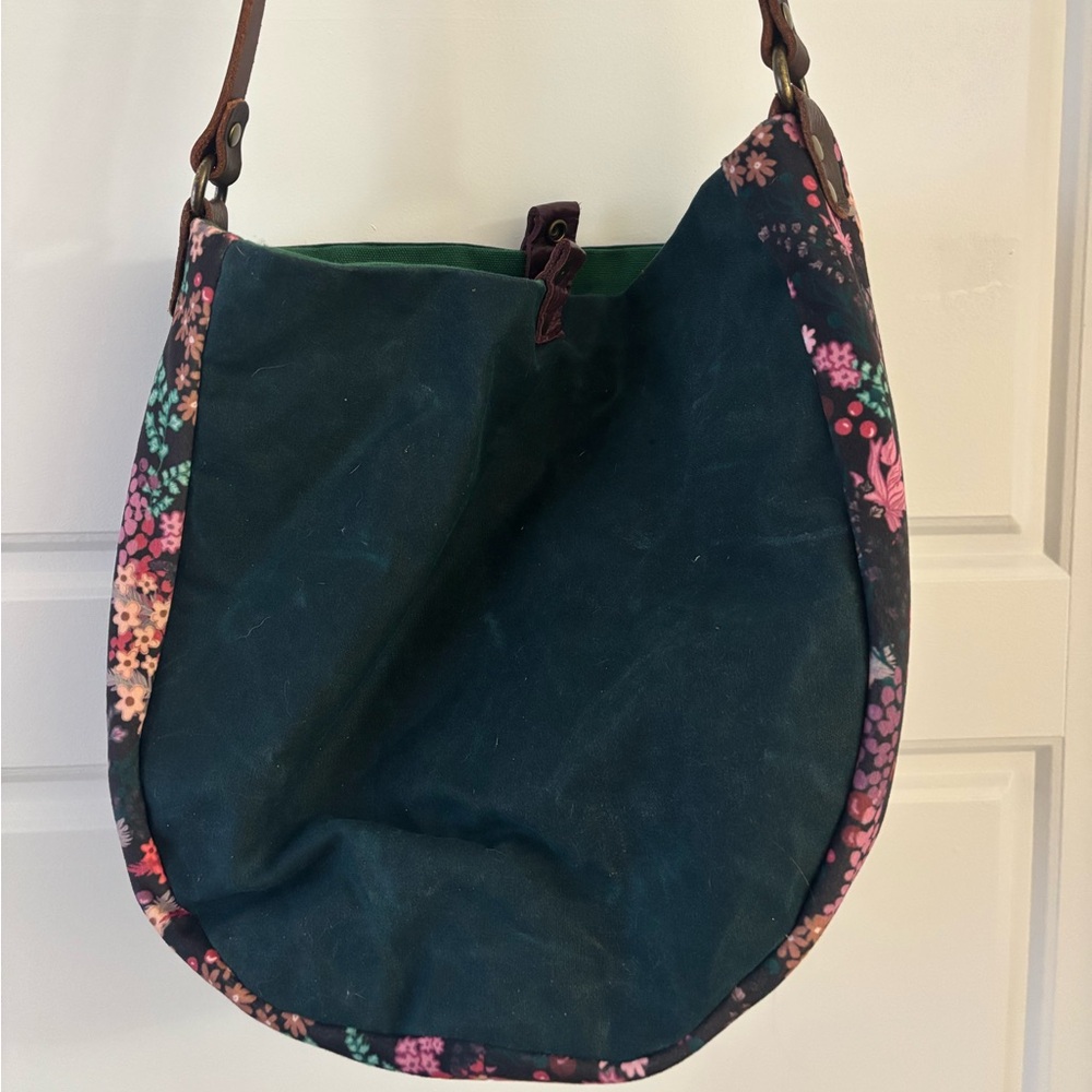 Elegant Floral-Accented Green Hobo Bag